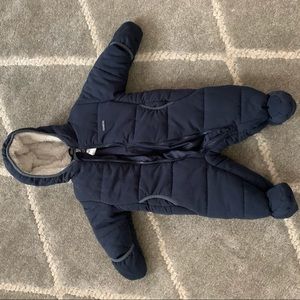 Oshkosh Snow suit 6/9 month size - like new